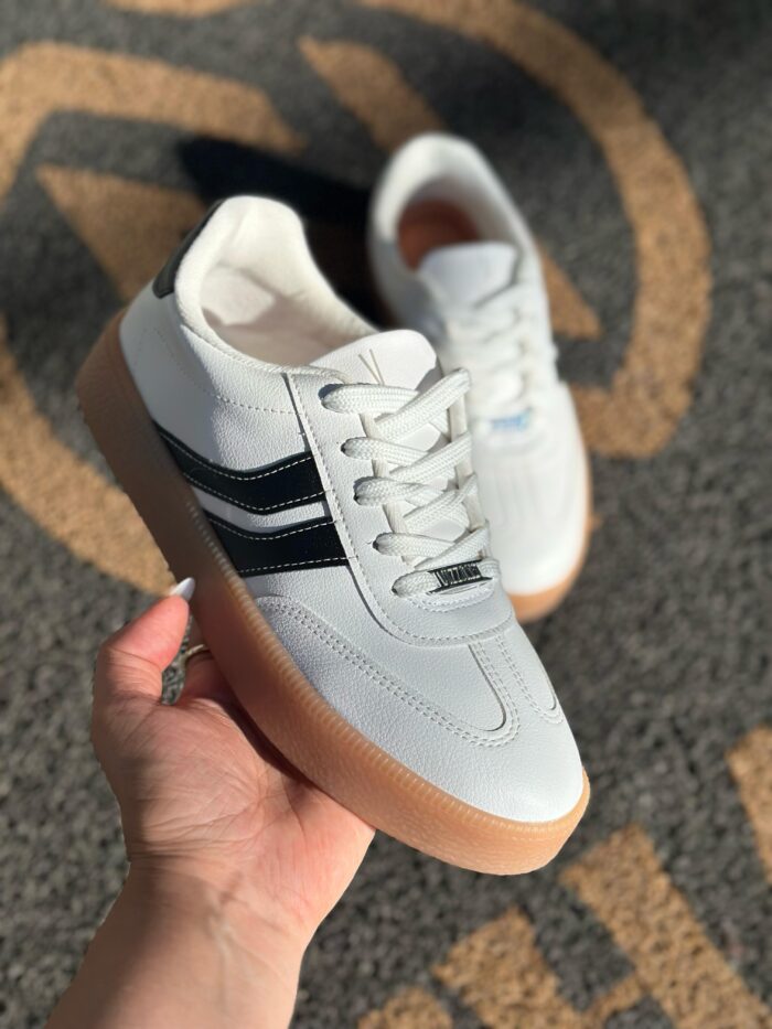 tênis vizzano casual flatform com cadarço feminino branco/preto tênis vizzano casual flatform com cadarço feminino branco/preto