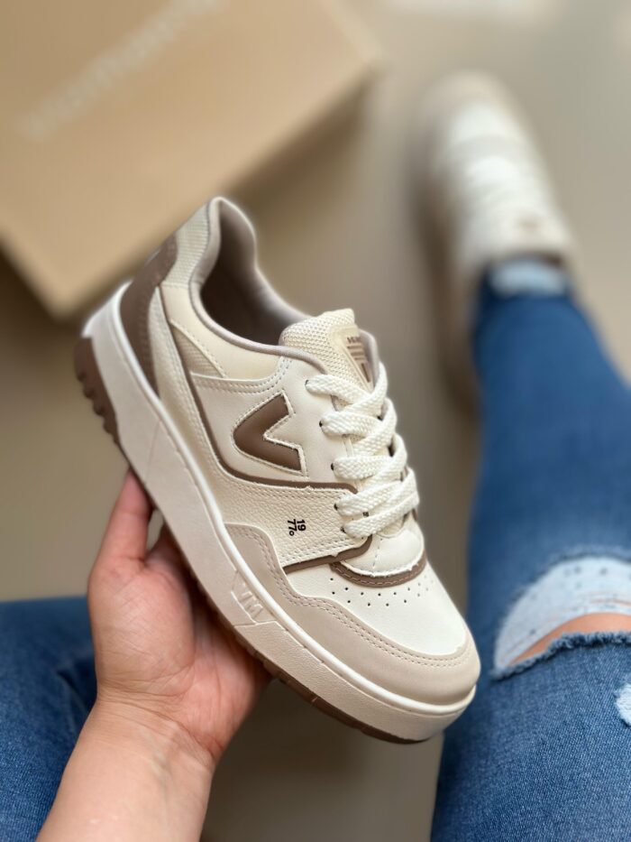 tênis casual bege branco marrom claro off white tênis casual bege branco marrom claro off white