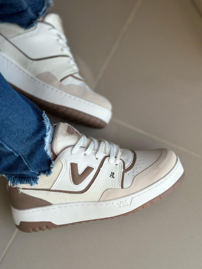 tênis casual bege branco marrom claro off white tênis casual bege branco marrom claro off white