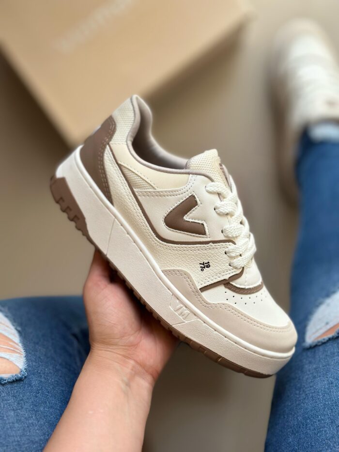 tênis casual bege branco marrom claro off white tênis casual bege branco marrom claro off white