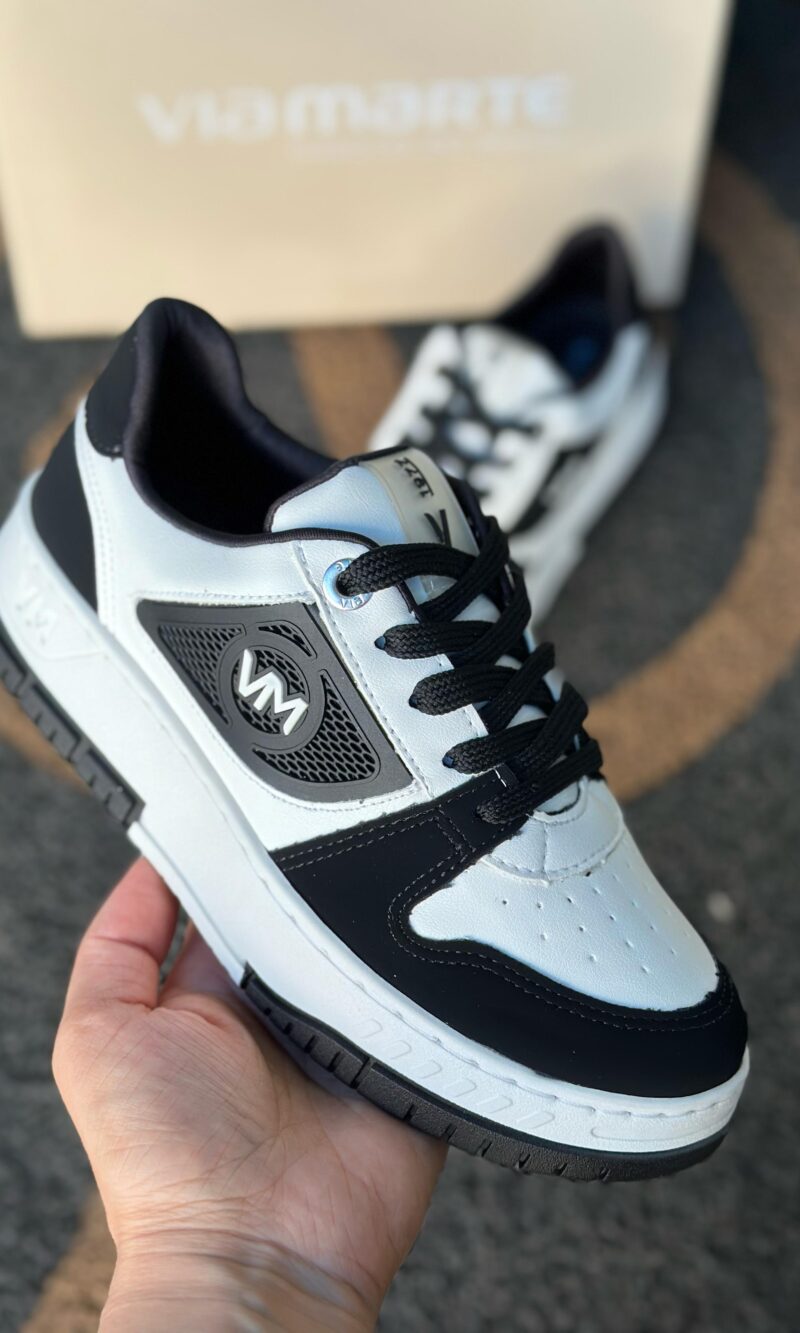 tênis via marte preto e branco