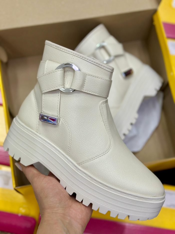 bota couro feminina moleca