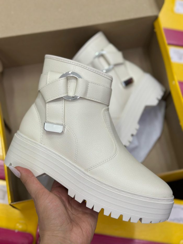 bota couro feminina moleca bota couro feminina moleca