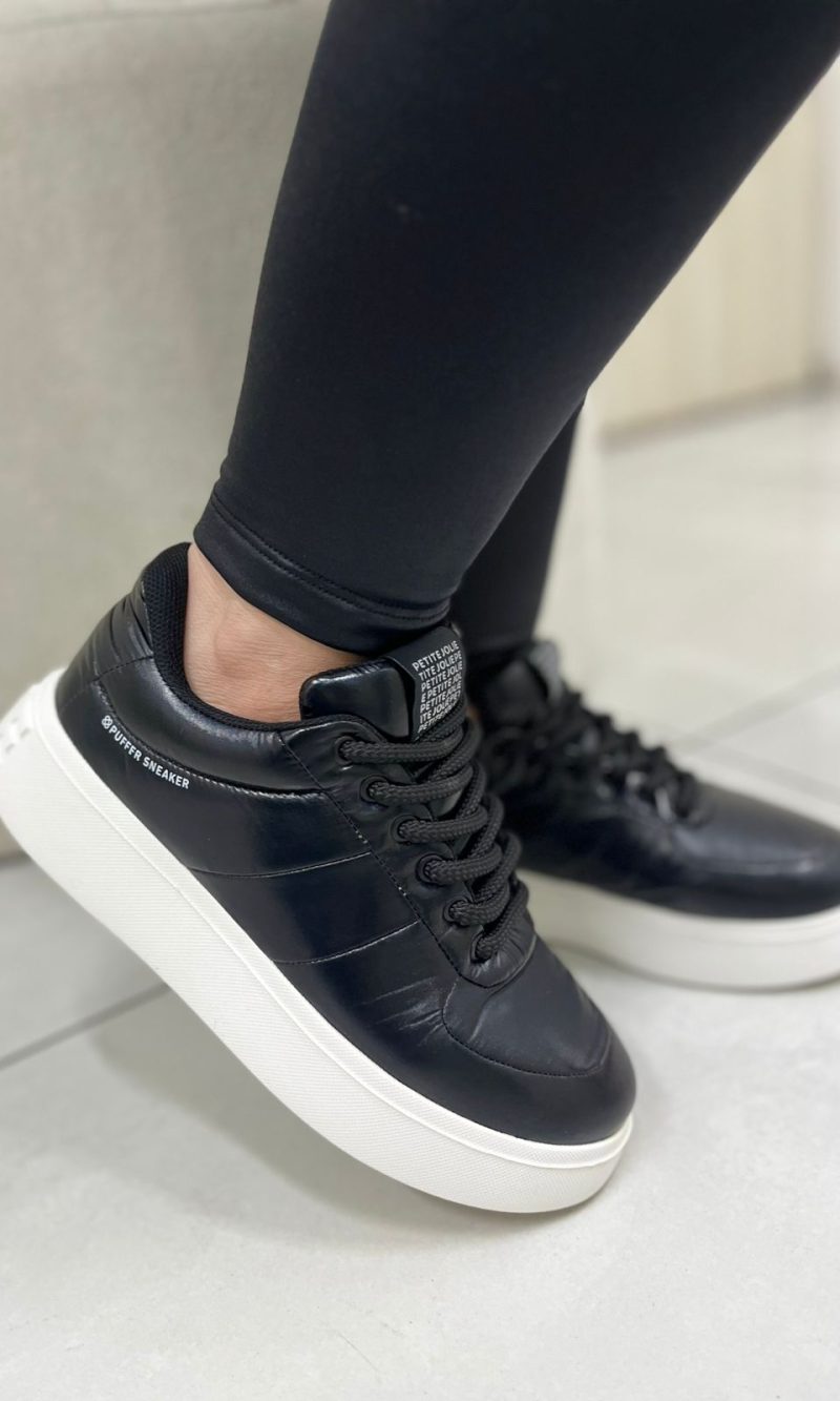 tênis petite jolie start preto pj7542 tênis petite jolie start preto pj7542