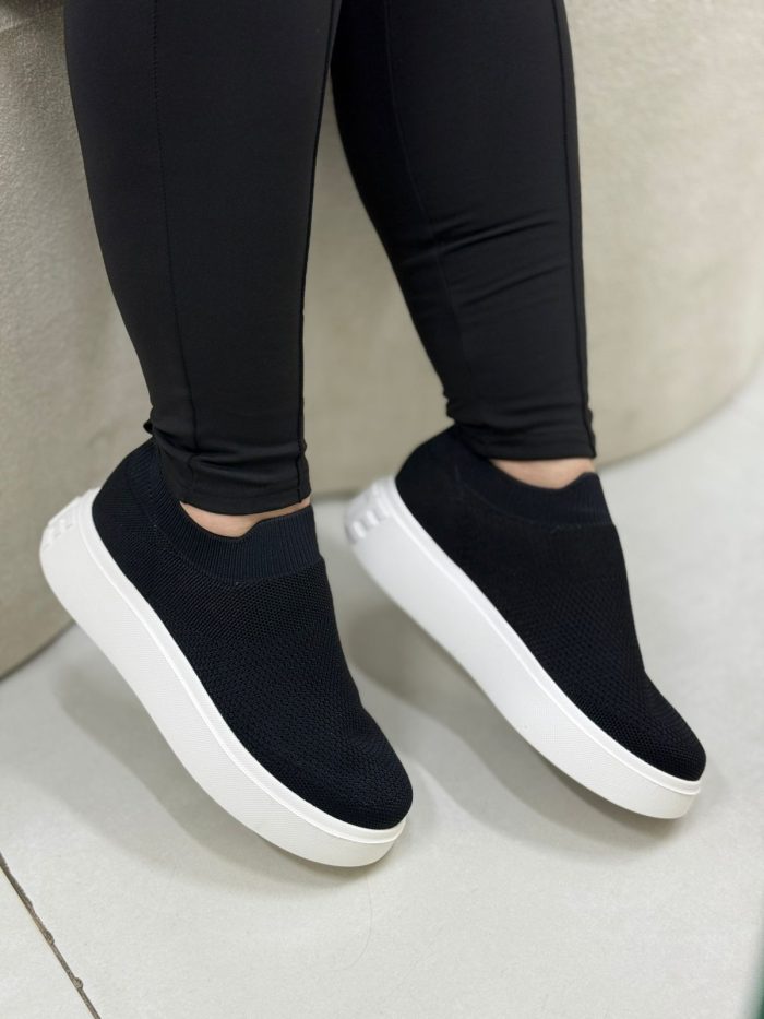 tênis petite jolie start preto/sola branco pj7582 tênis petite jolie start preto/sola branco pj7582