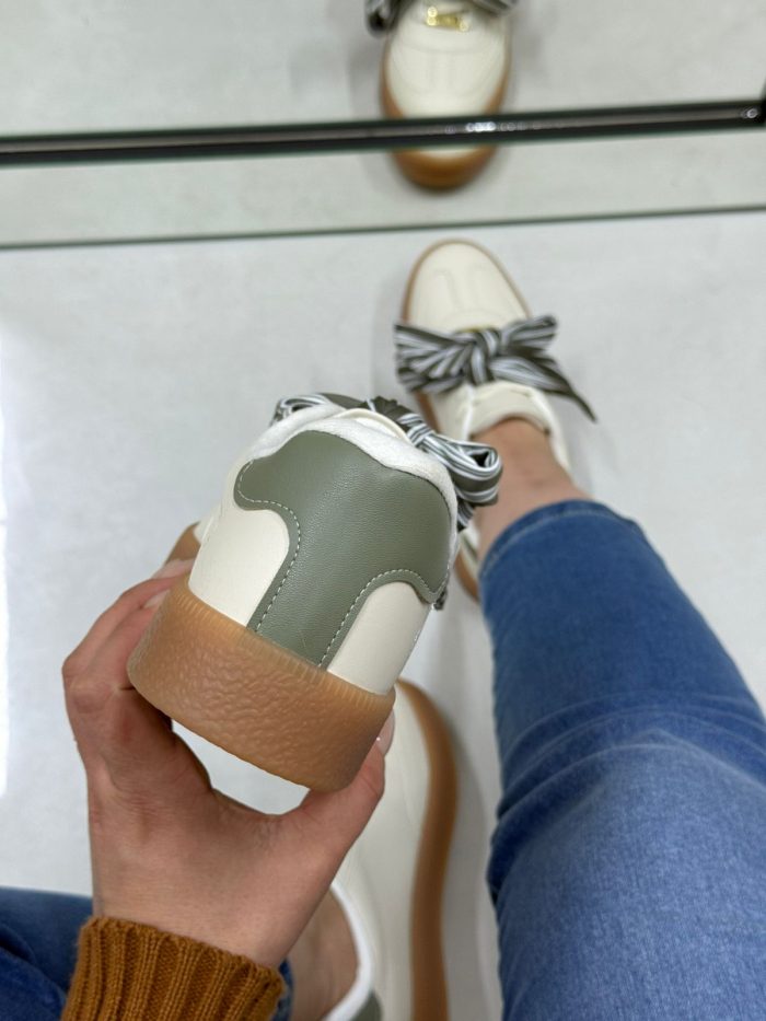 tênis vizzano feminino off white com laço e solado caramelo tênis vizzano feminino off white com laço e solado caramelo