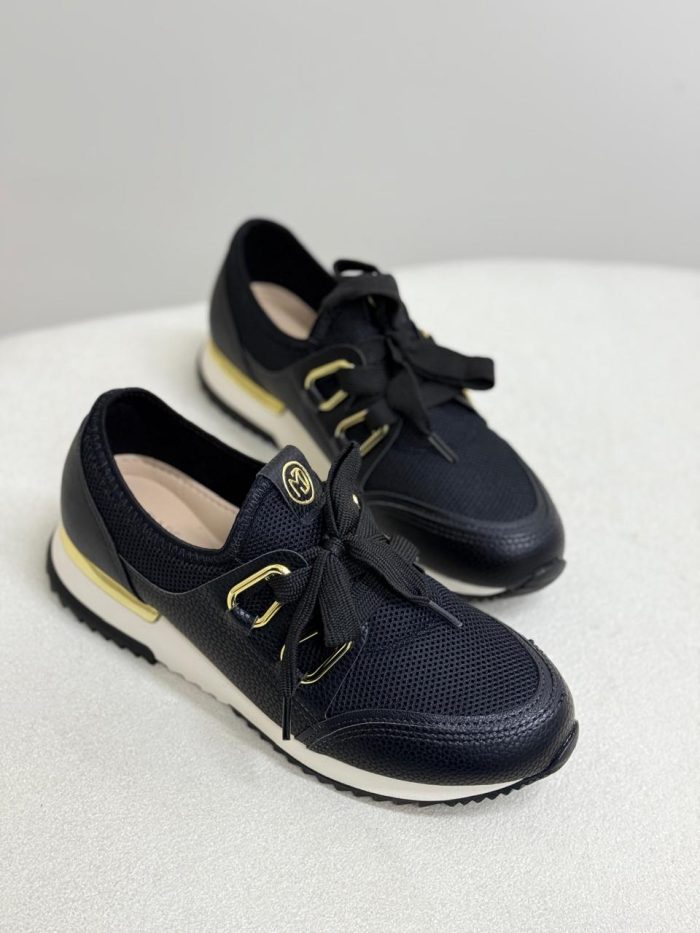 tênis casual preto modare com detalhes dourados tênis casual preto modare com detalhes dourados