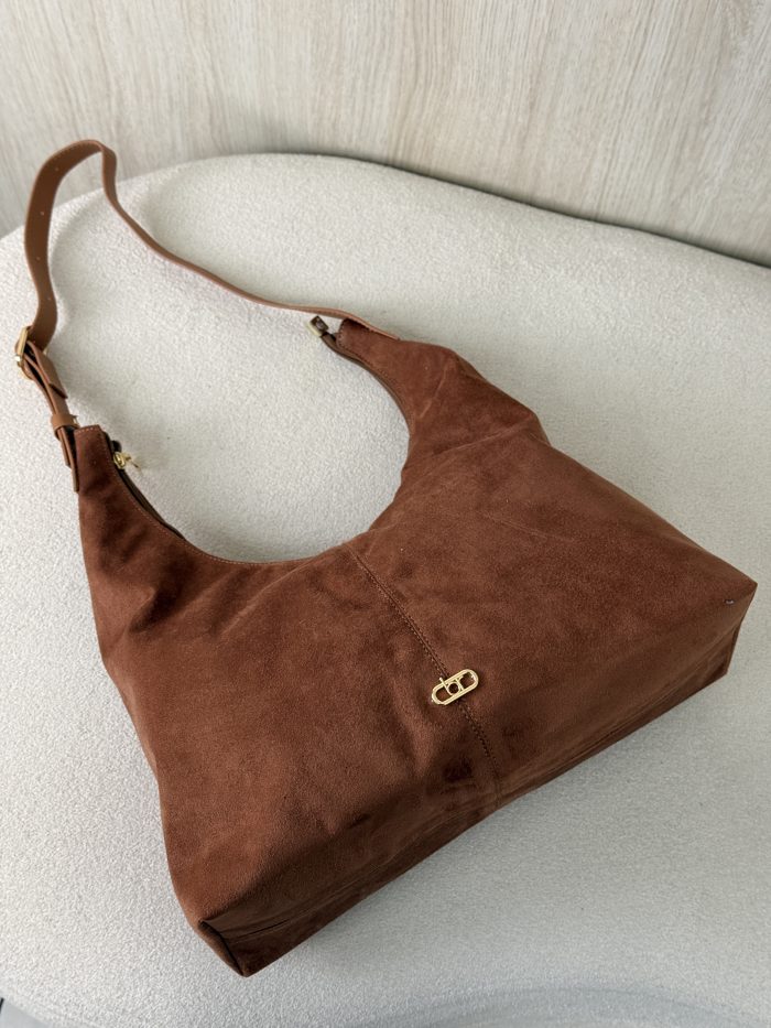 bolsa hobo beira rio camurça marrom bolsa hobo beira rio camurça marrom