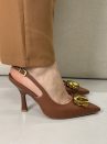 scarpin vizzano slingback marrom