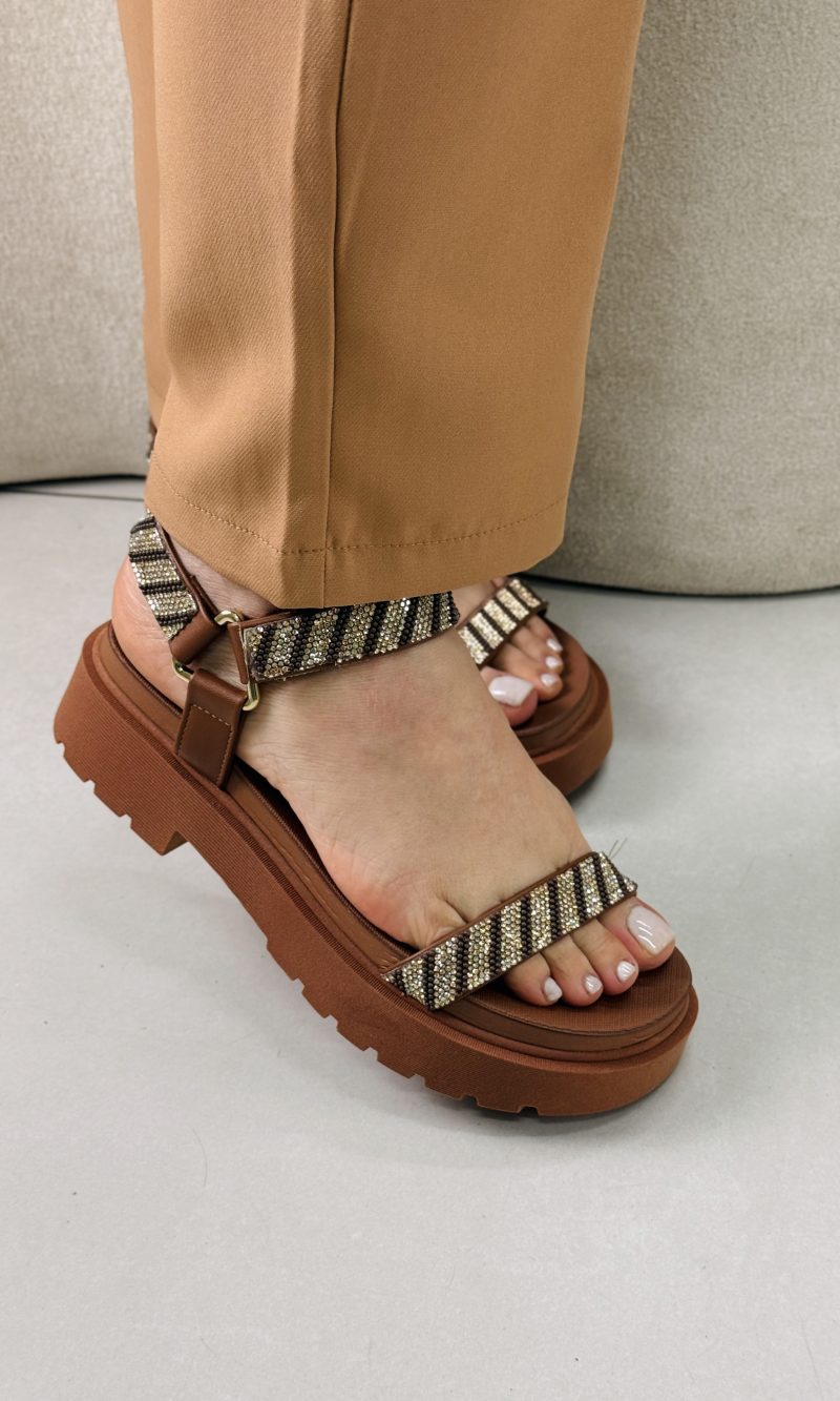 sandália vizzano plataforma caramelo