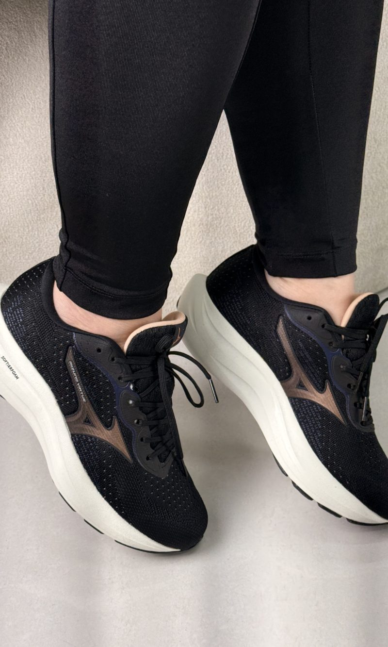 tênis mizuno feminino preto tênis mizuno feminino preto