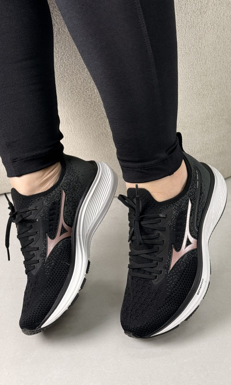 tênis mizuno feminino preto tênis mizuno feminino preto