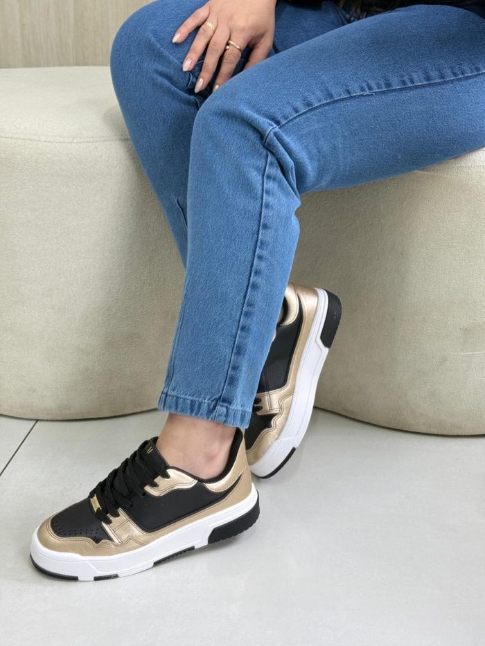 tênis vizzano preto com detalhes dourados feminino tênis vizzano preto com detalhes dourados feminino