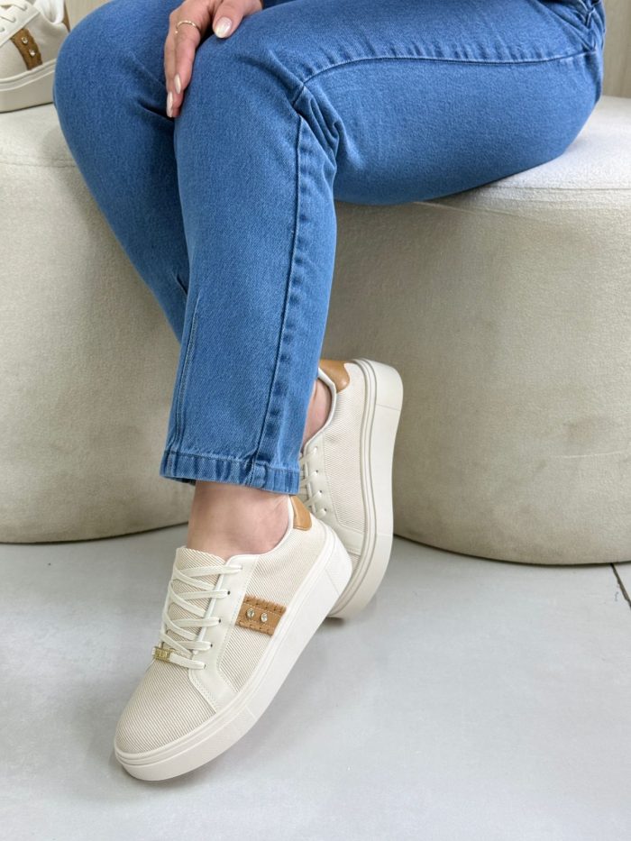 tênis vizzano off white com detalhe caramelo tênis vizzano off white com detalhe caramelo