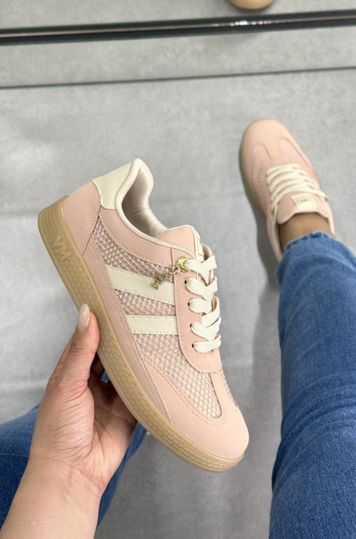 tênis via marte rosa com detalhes em tela e solado bege