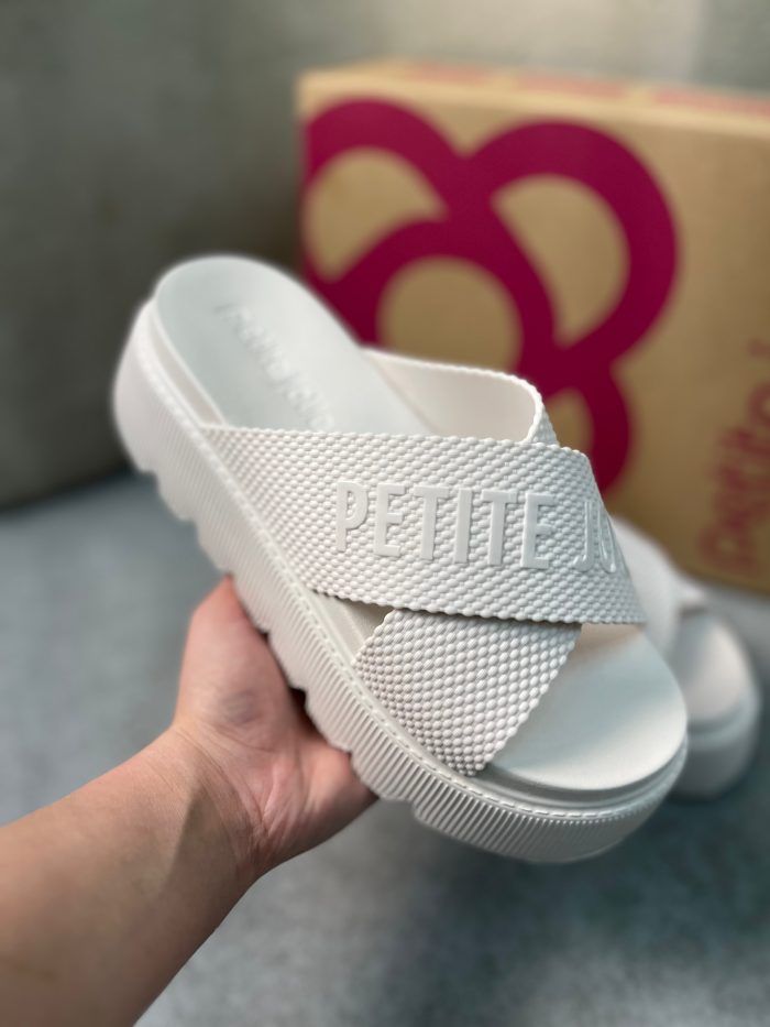 sandália slide plataforma feminina petite jolie caramelo sandália slide plataforma feminina petite jolie caramelo