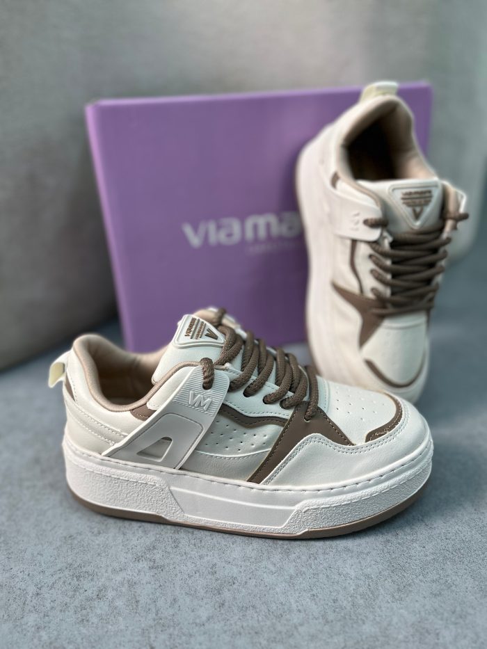 tênis via marte branco com detalhes caramelo tênis via marte branco com detalhes caramelo