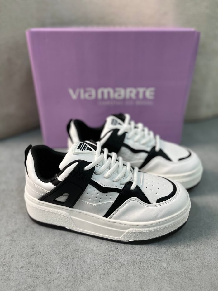 tênis via marte branco com detalhes caramelo tênis via marte branco com detalhes caramelo