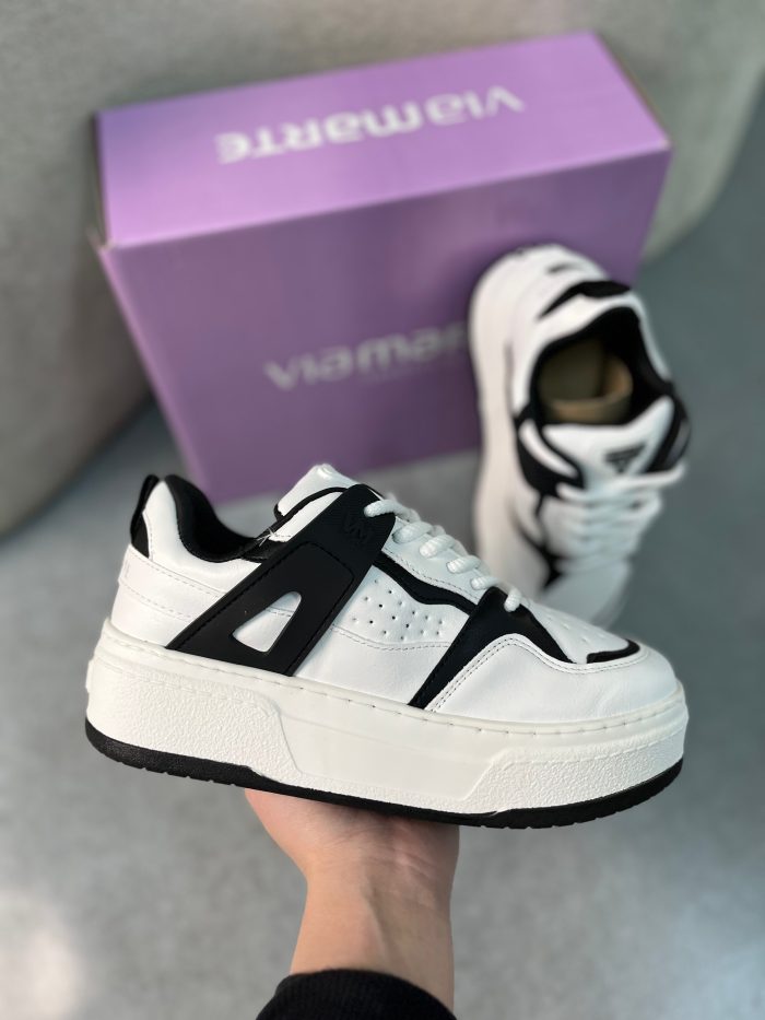 tênis via marte branco com detalhes caramelo tênis via marte branco com detalhes caramelo