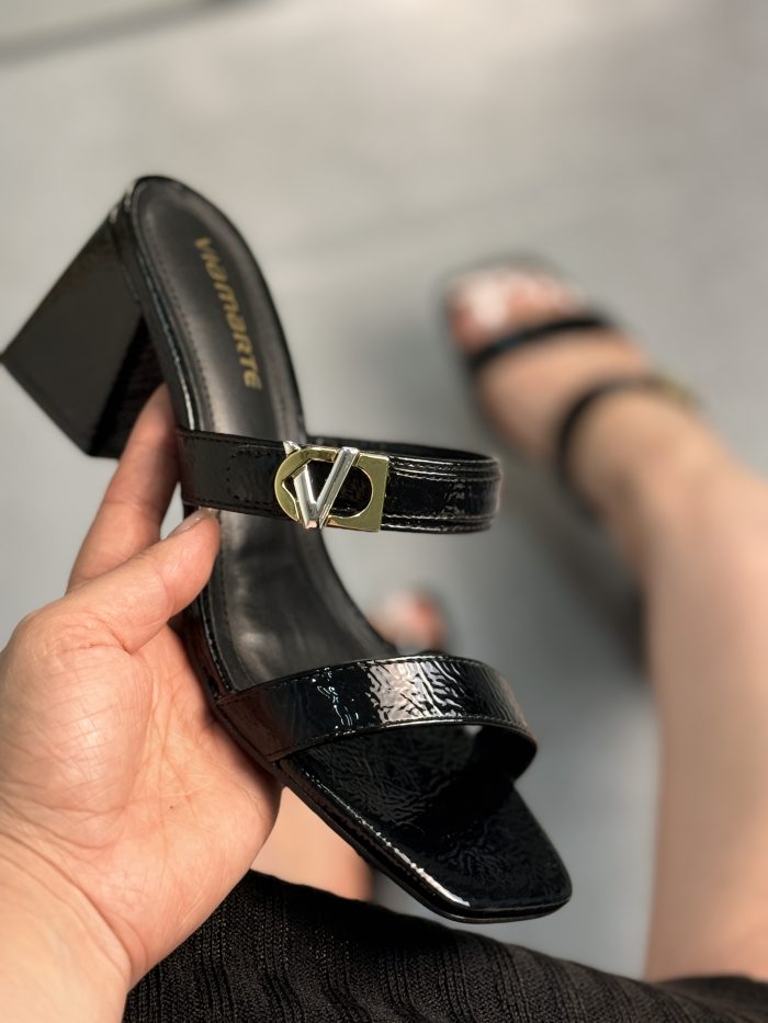 sandália via marte marrom com salto bloco sandália via marte marrom com salto bloco