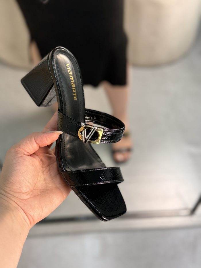 sandália via marte marrom com salto bloco sandália via marte marrom com salto bloco