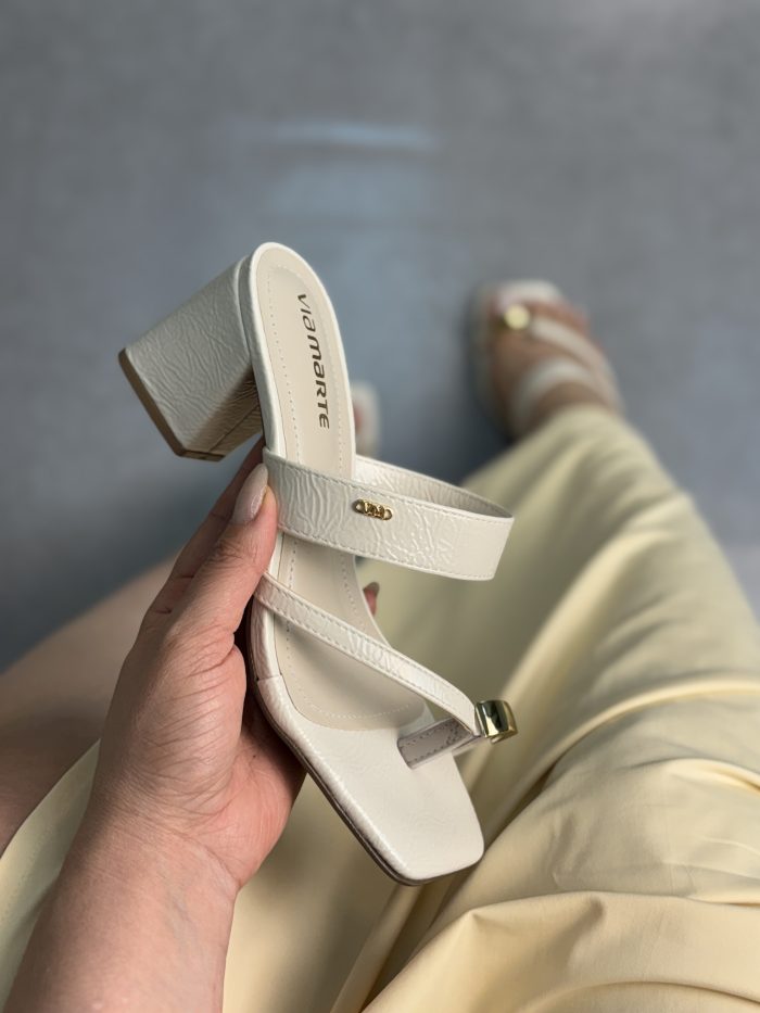 sandália via marte marrom com salto bloco sandália via marte marrom com salto bloco