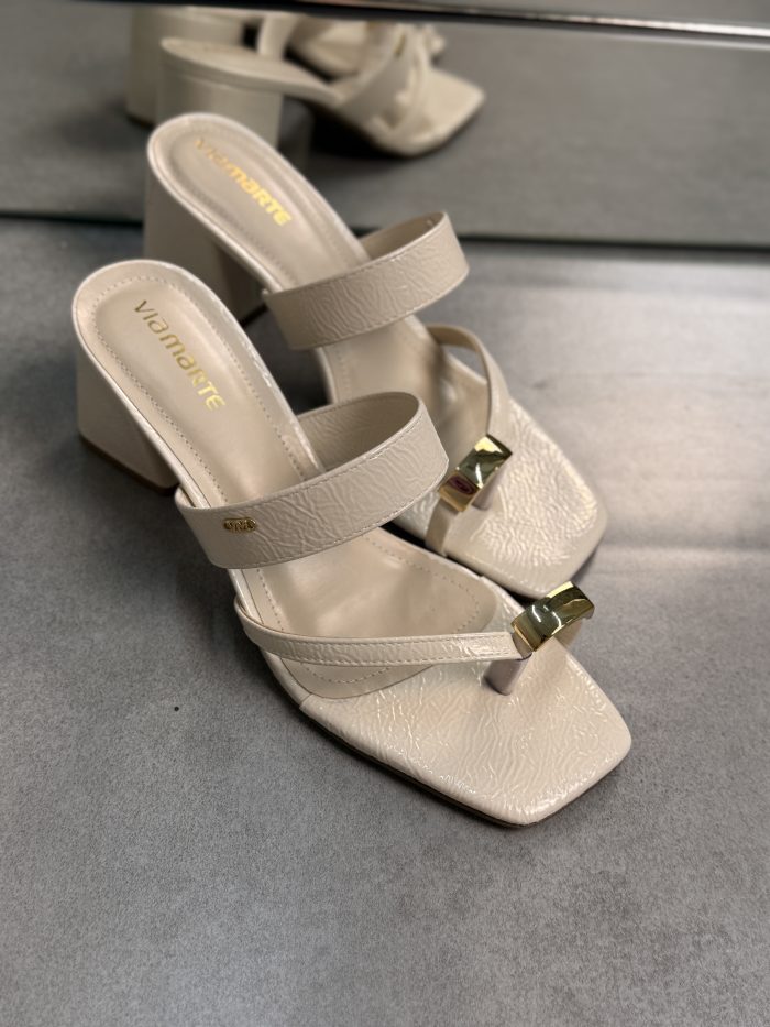 sandália via marte marrom com salto bloco sandália via marte marrom com salto bloco