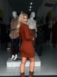 vestido modal canelado caramelo com detalhes nas mangas