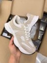 tênis casual feminino vizzano caramelo solado branco